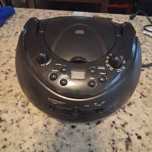 Onn ONA16AA005 Portable AM/FM CD Boombox Radio AUX Input Tested Works